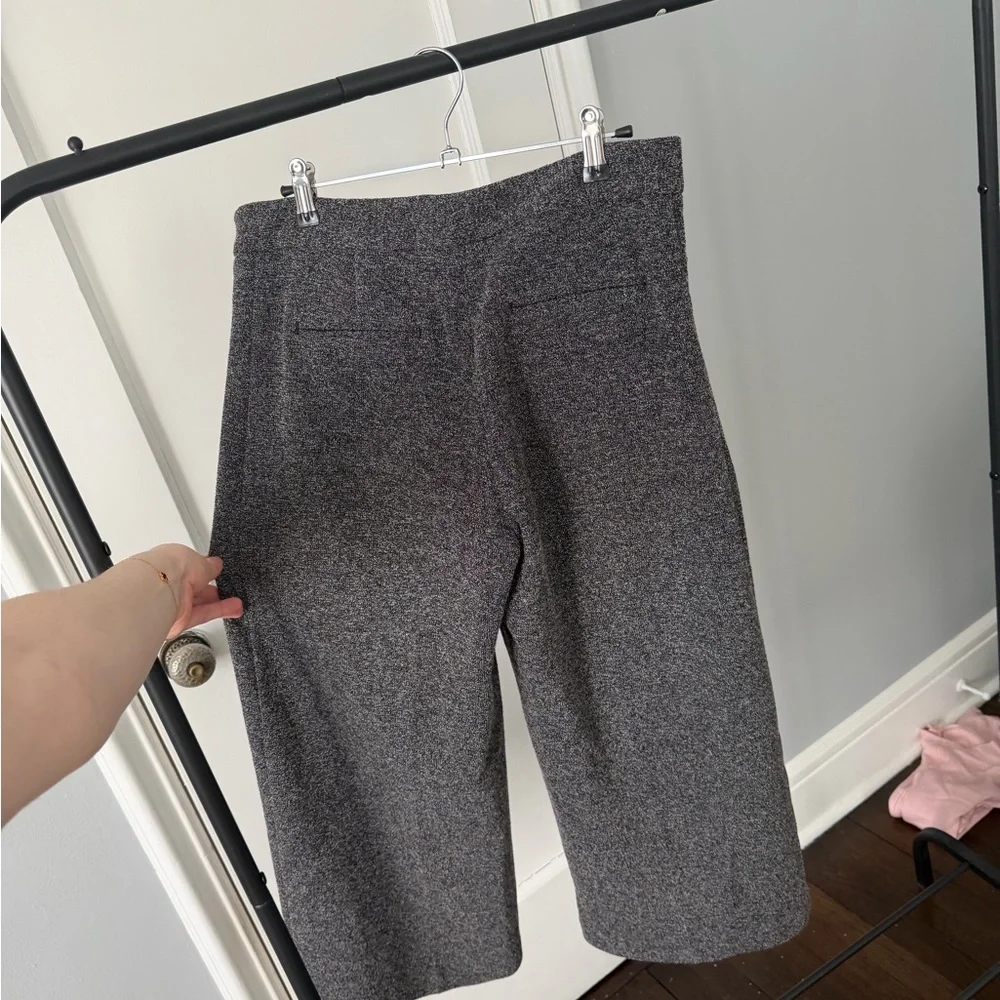 Ann Taylor Charcoal Wide-Leg Cropped Pants - Picture 2 of 5